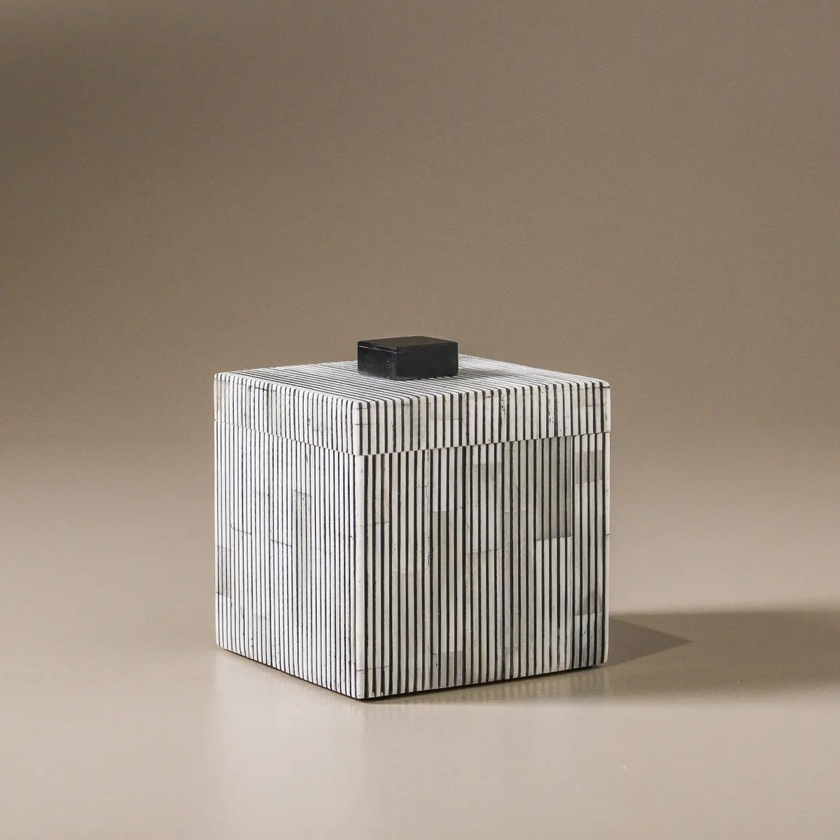 Rue Bone Canister 1