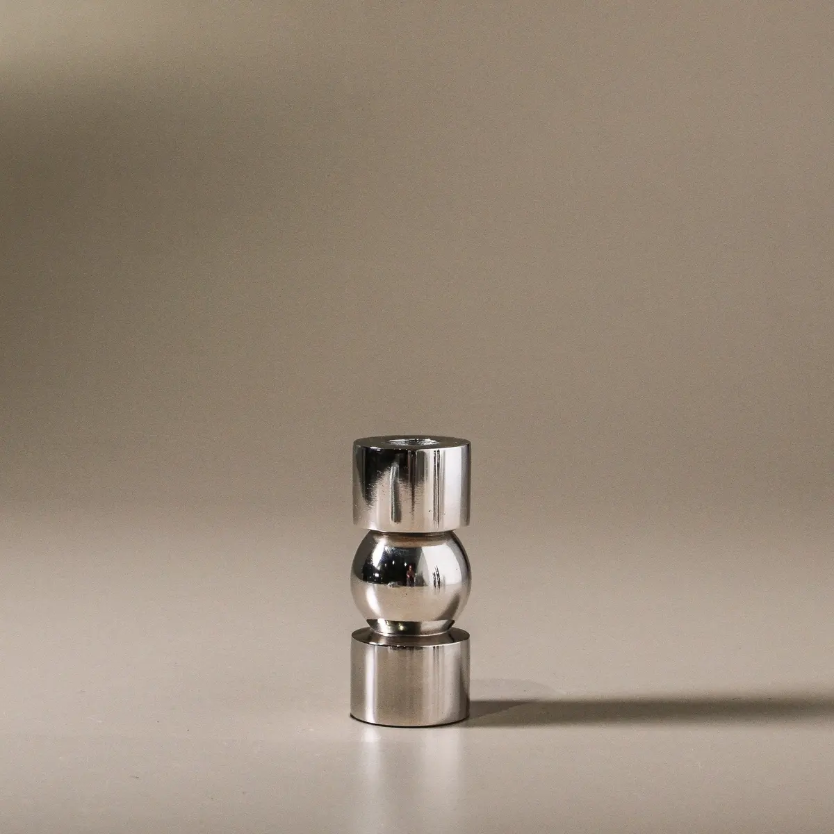 Sheen Candlestand Short 1