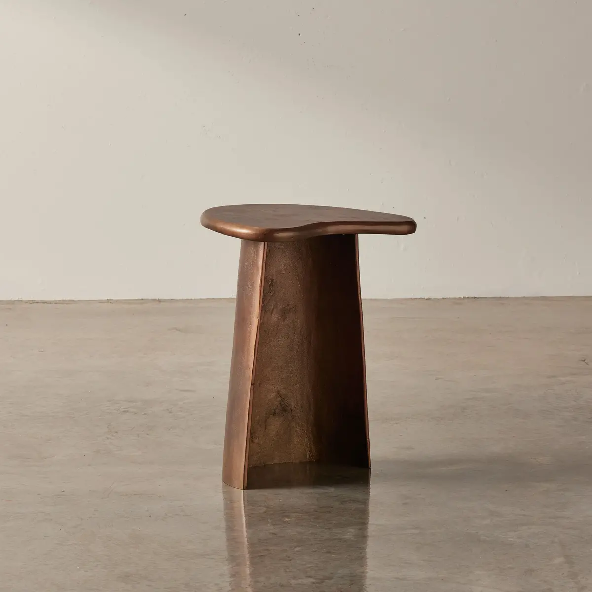 Sienna Nesting Table Oil Brass 1