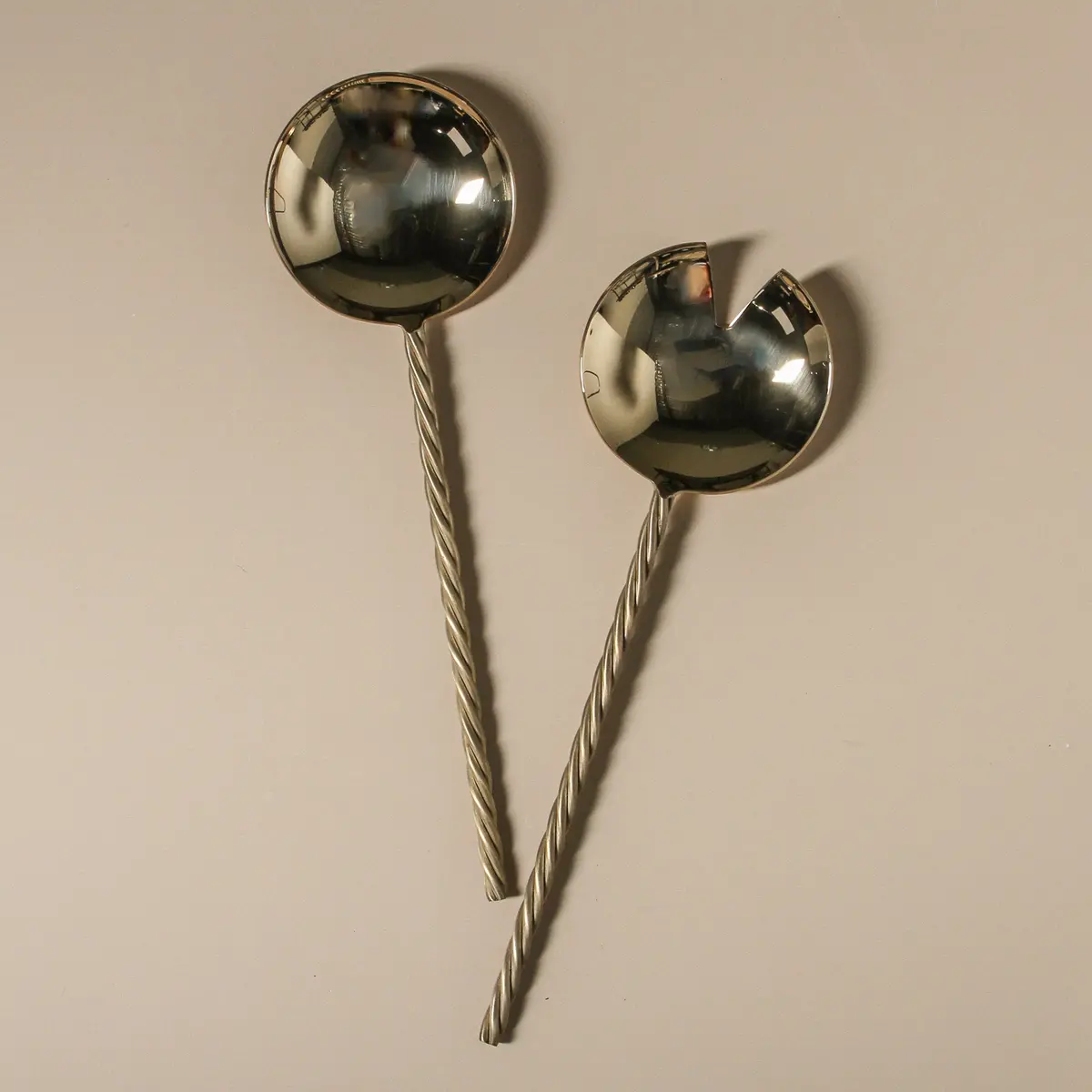 Spindle Salad Servers 1