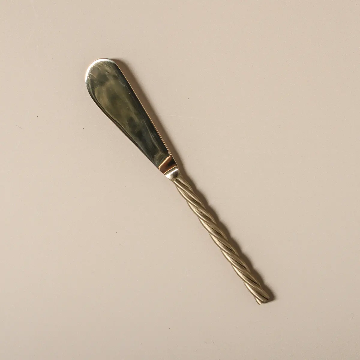 Spindle Spread Knife 1