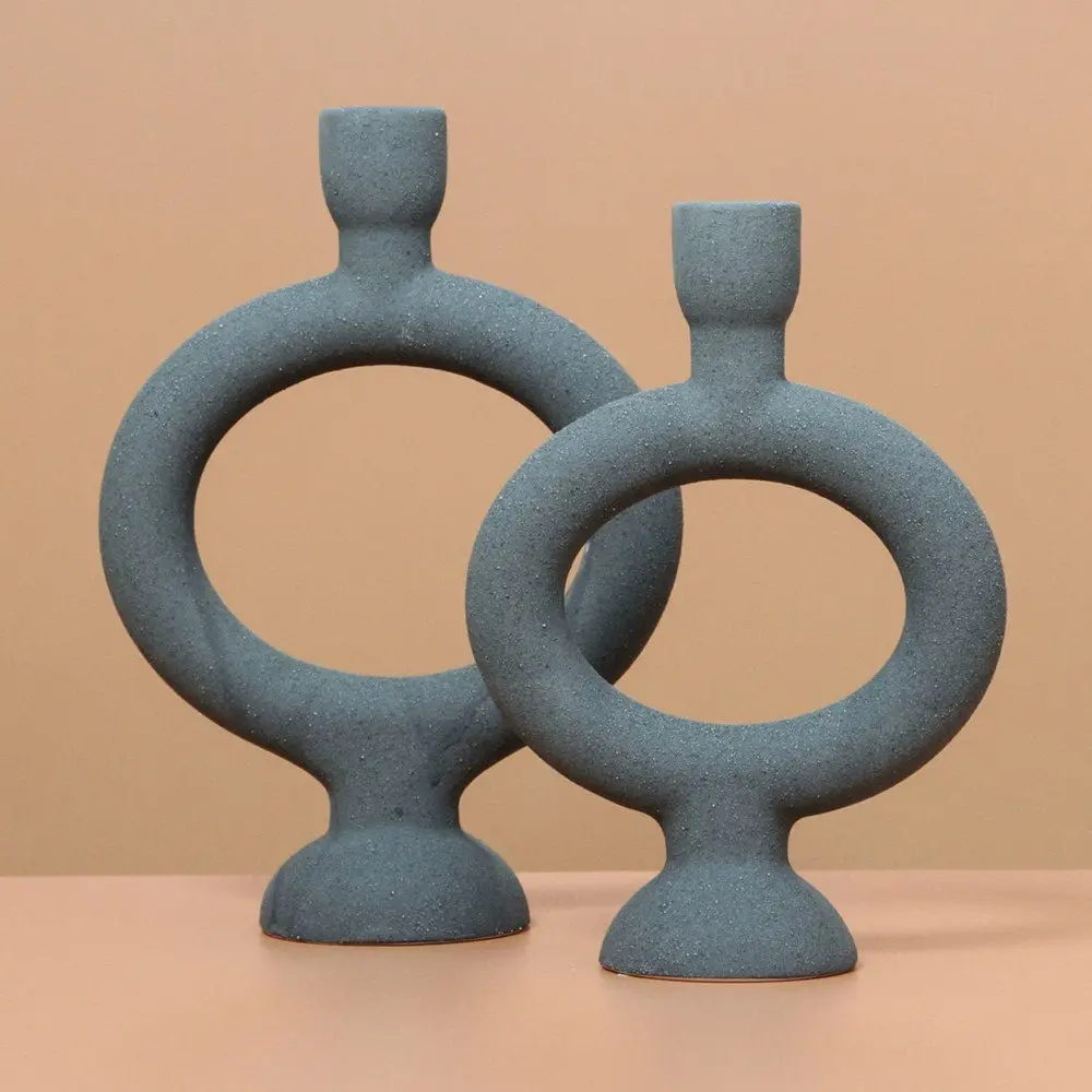 Thea Candlestand 1