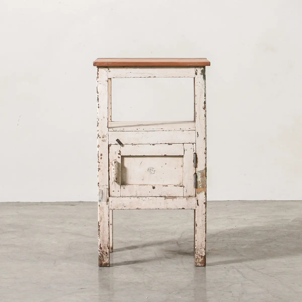 Vintage Indian Bedside Table 1