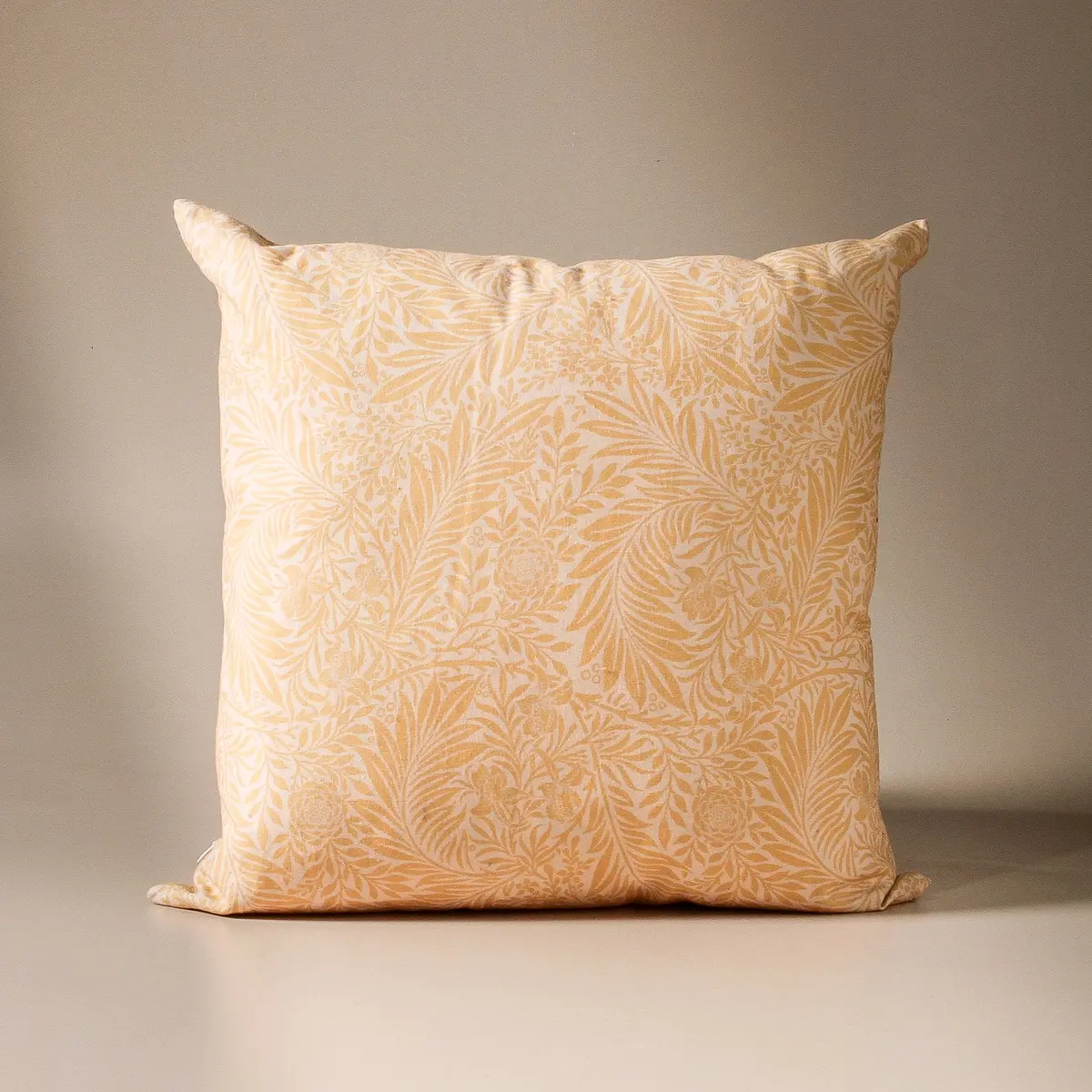 William Morris Linen Cushion - Larkspur Ii 50X50cm 1