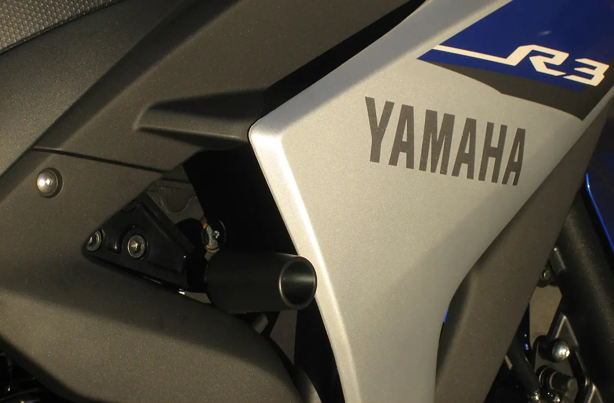 Graves Motorsports Yamaha R3 Frame Sliders 1